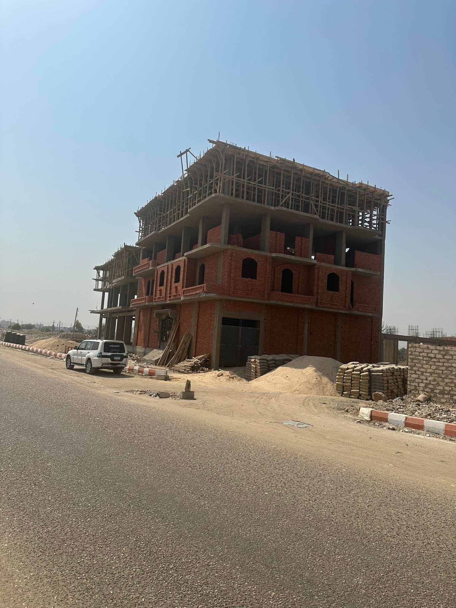 WhatsApp Image 2025-01-17 at 1.03.46 AM (2)